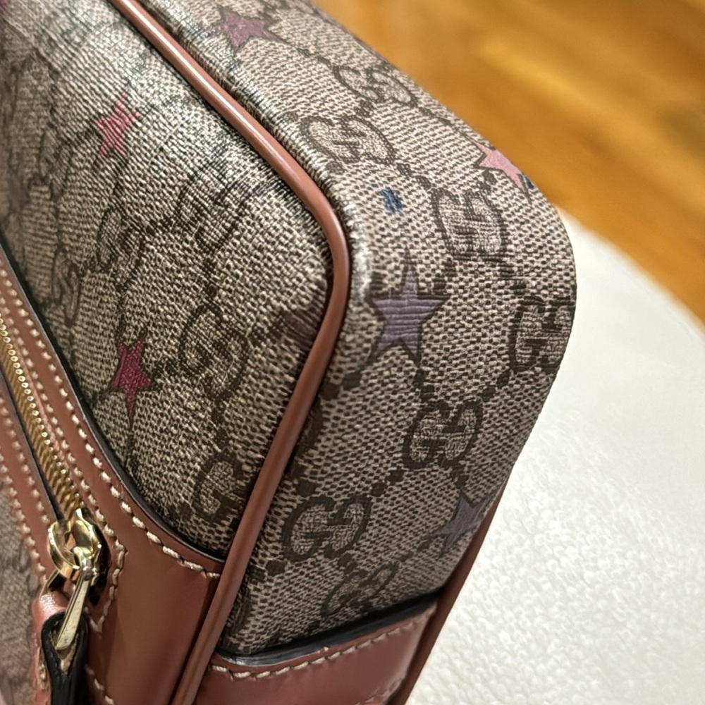 GUCCI CROSBODY BAG! Limited edition! - Picture 6 of 16